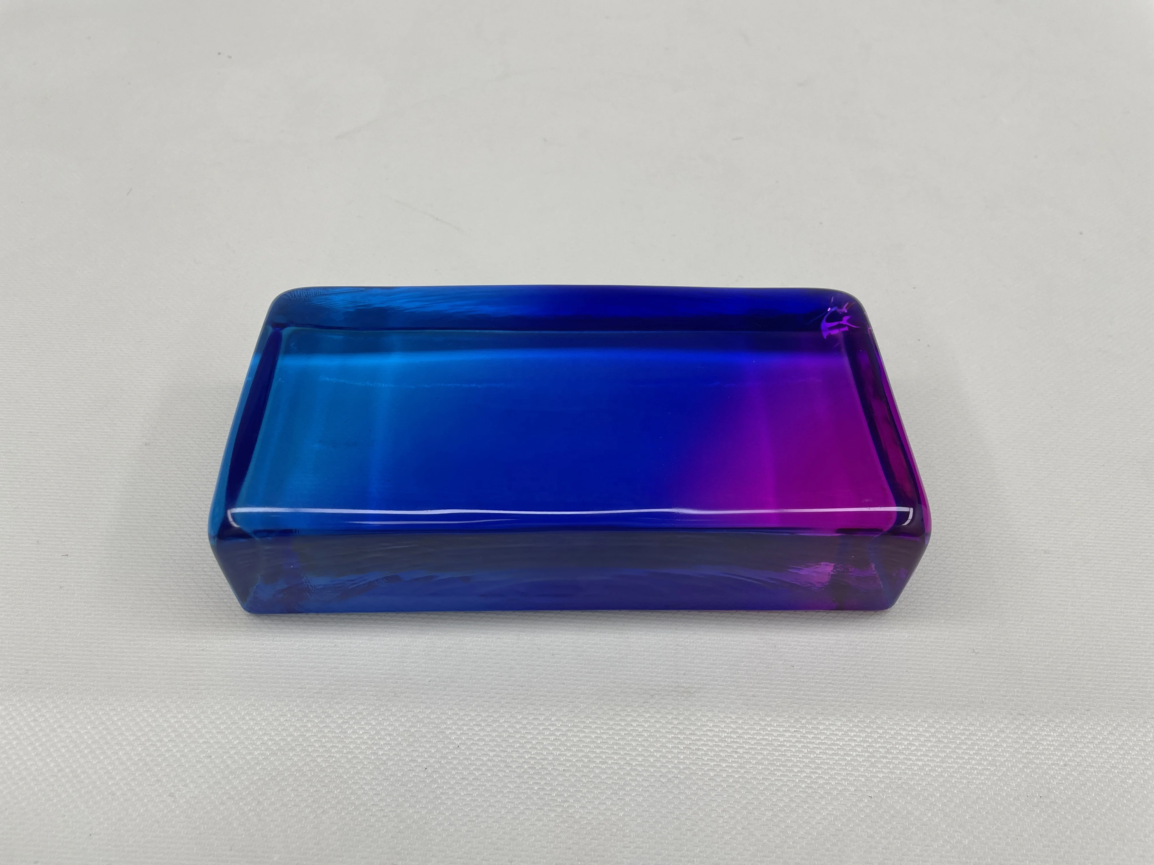 Customized solid Hot-melt Gradient Ramp Color Glass Block   Multicolour Crystal Brick dimensions 200*100*50 mm