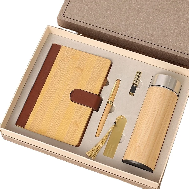 2023 Новое поступление высококачественный бамбуковый 5 в 1 Подарочный набор на Рождество Мужской подарочный Изысканный блокнот и ручка
