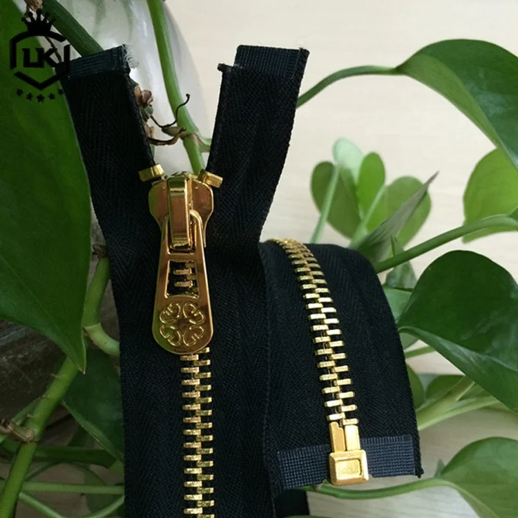 Lanke No 5 Shiny Gold Metal Zipper and Size #5 Close end Shiny Light Gold Y teeth Metal Zipper With Custom Logo Puller Zipper