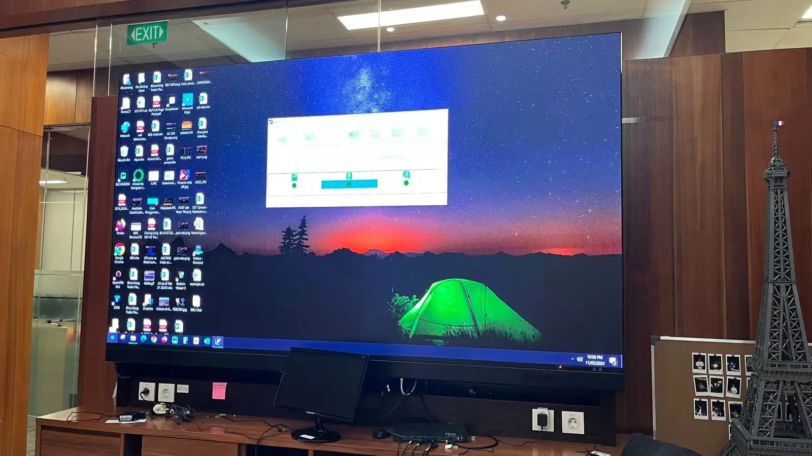 P0.7 P0.9 P1.25 P1.5 COB 600X337.5mm LED Video Wall Pantalla Indoor Micro LED Display Screen
