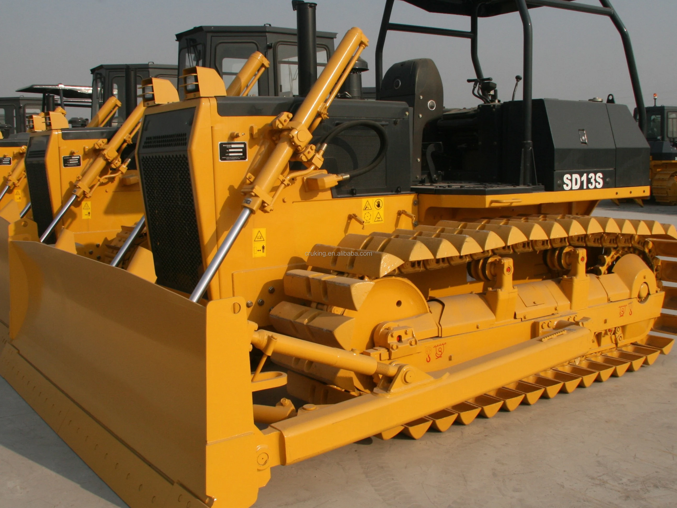 Chinese Top Brand New Hydraulic Crawler Mini Bulldozer 130HP SD13U  Bulldozer Machinery U-Blade High Quality in Stock