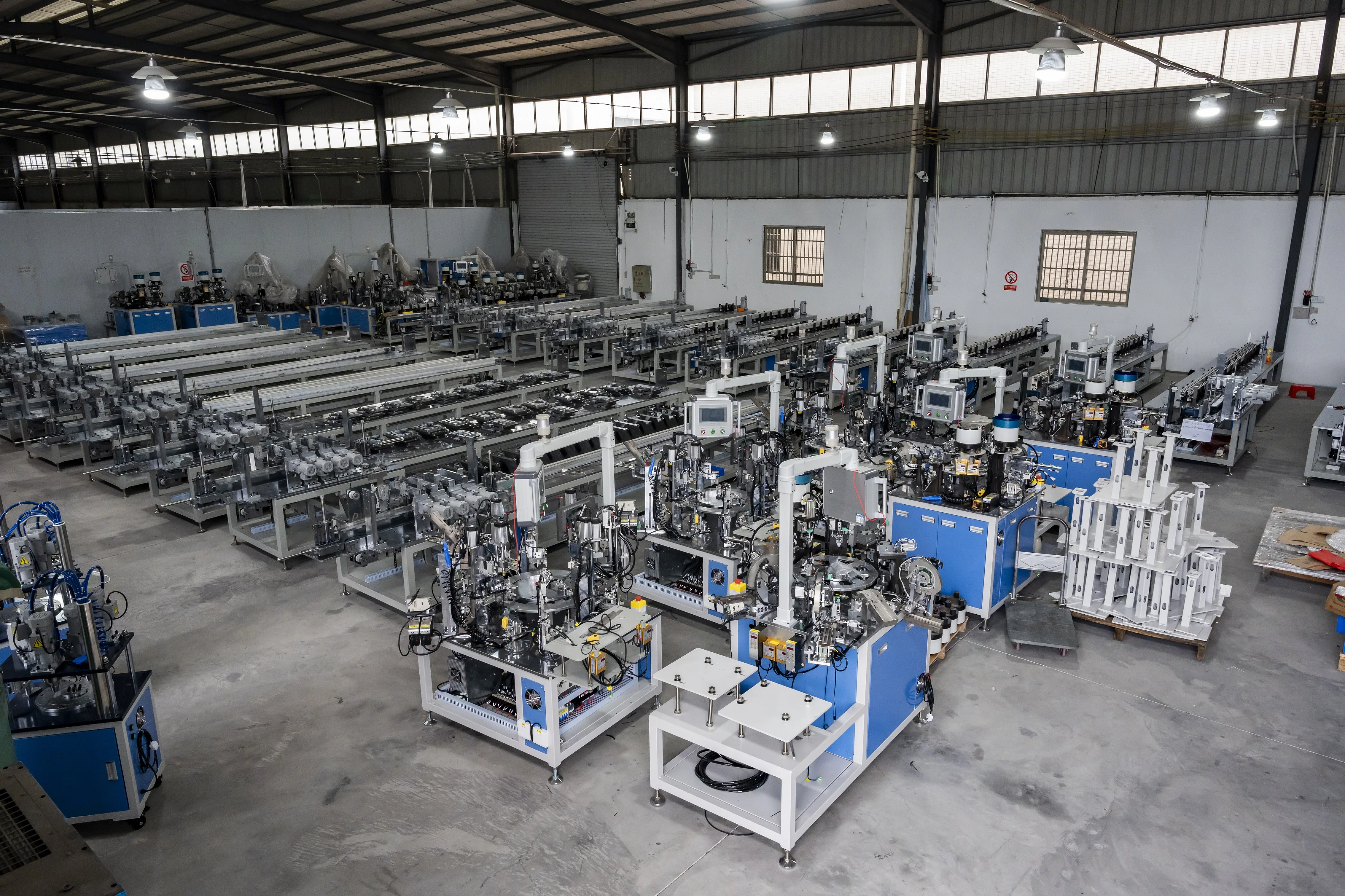 Full automatic high speed capacity hydraulic door  hinges assembly machine