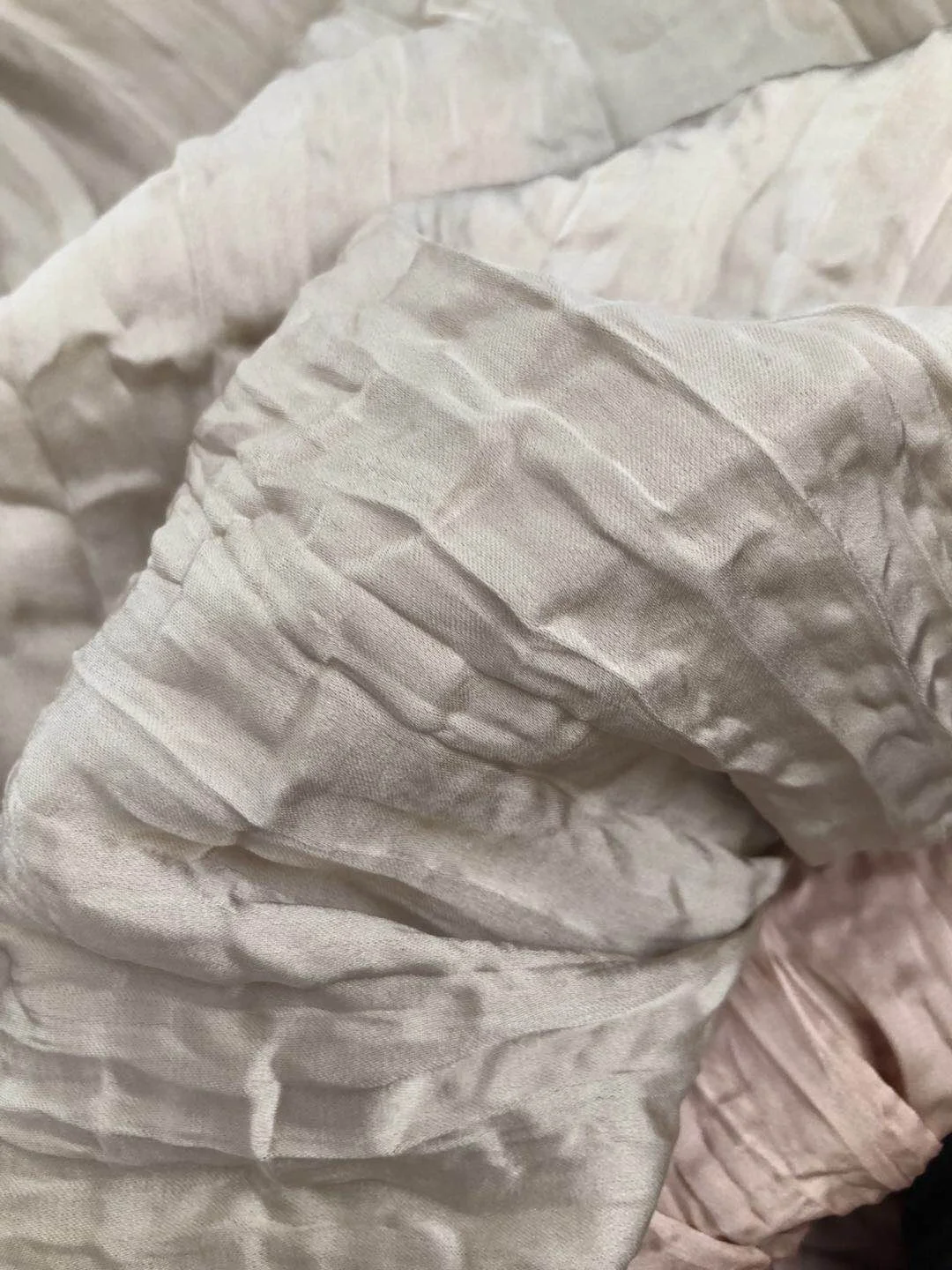 50D high quality silk satin pleated polyester silk satin for dress/120CM width pleated polyester silk