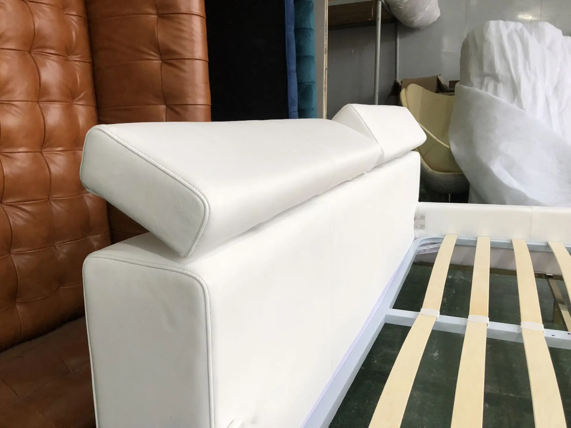 Phil bed modern leather king size bed