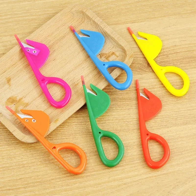 Household convenient eel cod trout dissector plastic stainless steel fish knife