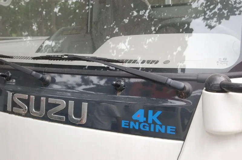 Две-три тонны дизельных грузовиков с одной кабиной от Isuzu выставлены на продажу