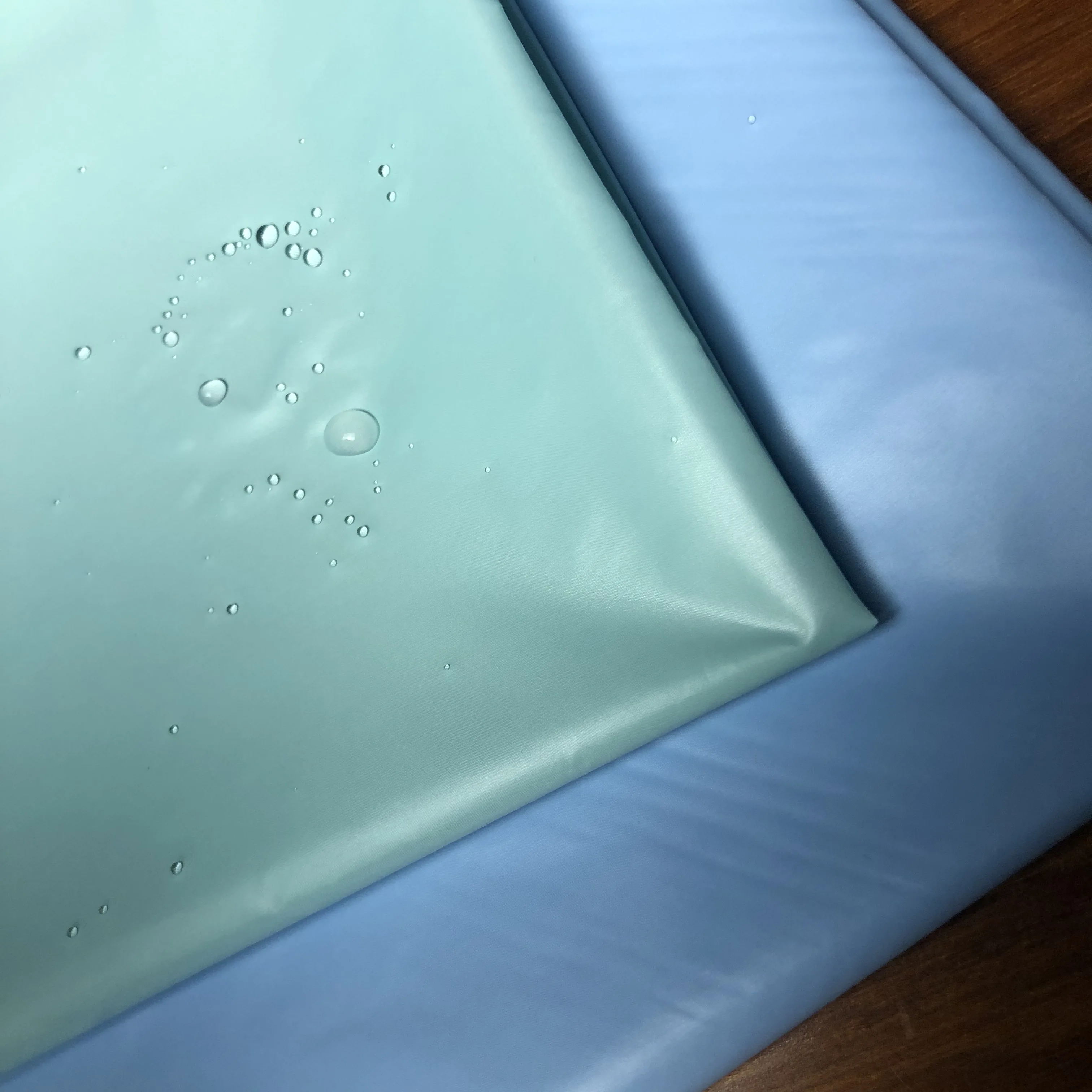 
Reflective Waterproof fabric Microfiber lining fabric good quality Soild wovenfabric for Outdoor Jacket factory fabric 