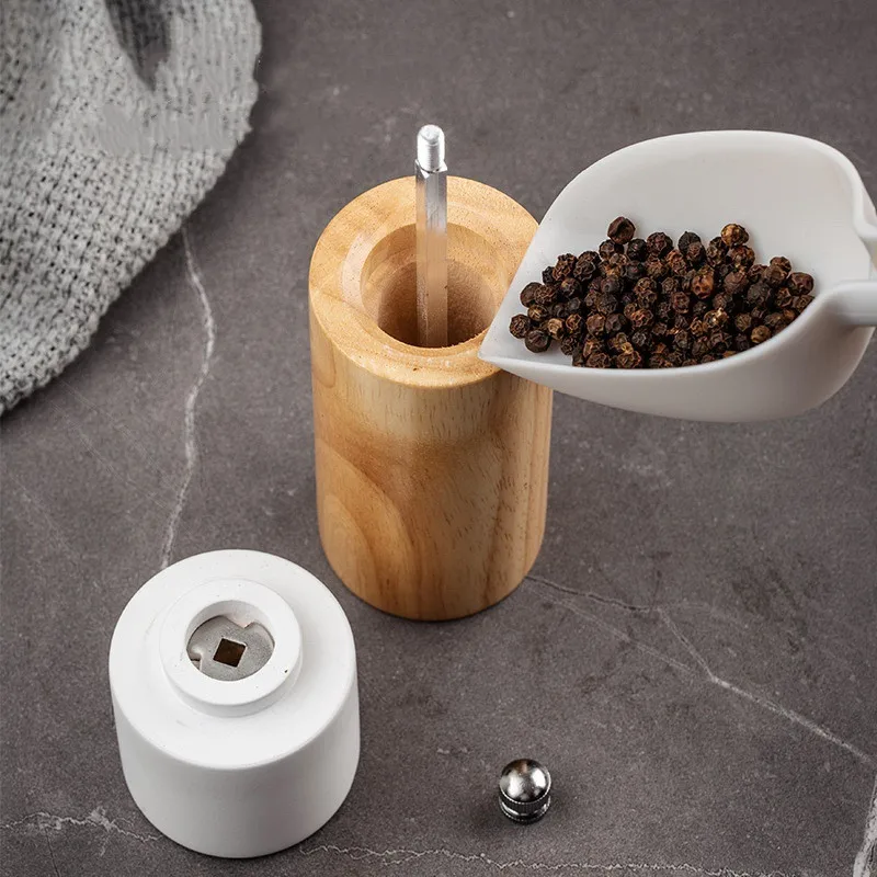 2024 Hot Sale Kitchen Tools 100% Nature Organic Wooden Spice Pepper Mill Custom Logo Manual Wood Salt and Pepper Grinder Set
