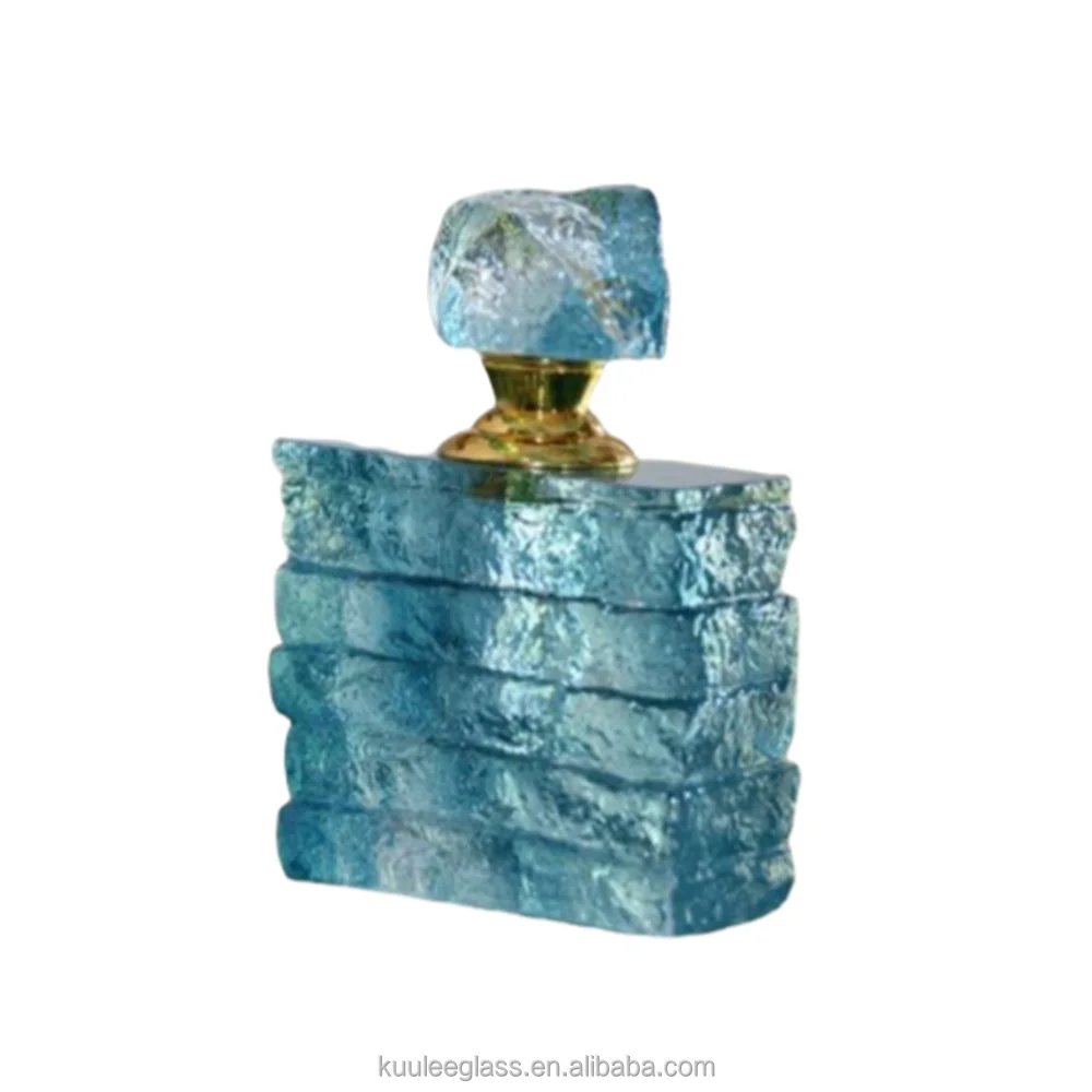 5ml Wholesale Square Empty Glass Car Hanging Perfume Bottle with Wooden Cap Aroma Air Fresheners Cosmetic Perfume Oil Bottle