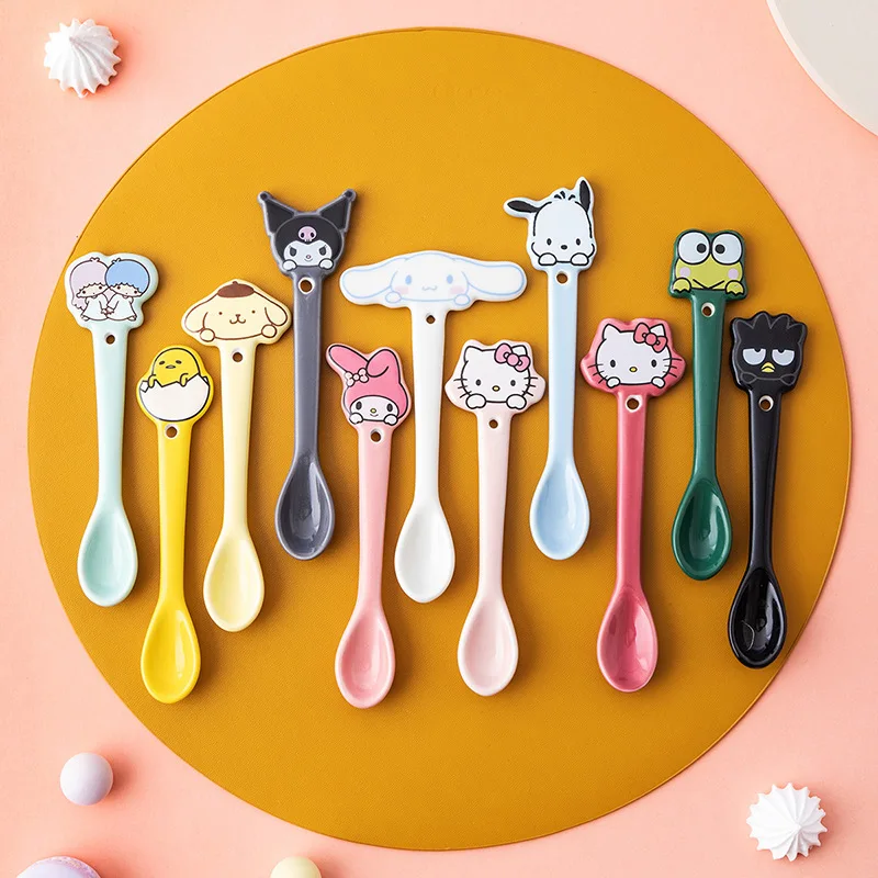 Botu Bulk Dessert Cutlery Sanrioed Small Babi Feed Kt Baby Ceramic Spoon Melody Ice Cream Tableware Supplies Amine Kids Spoon