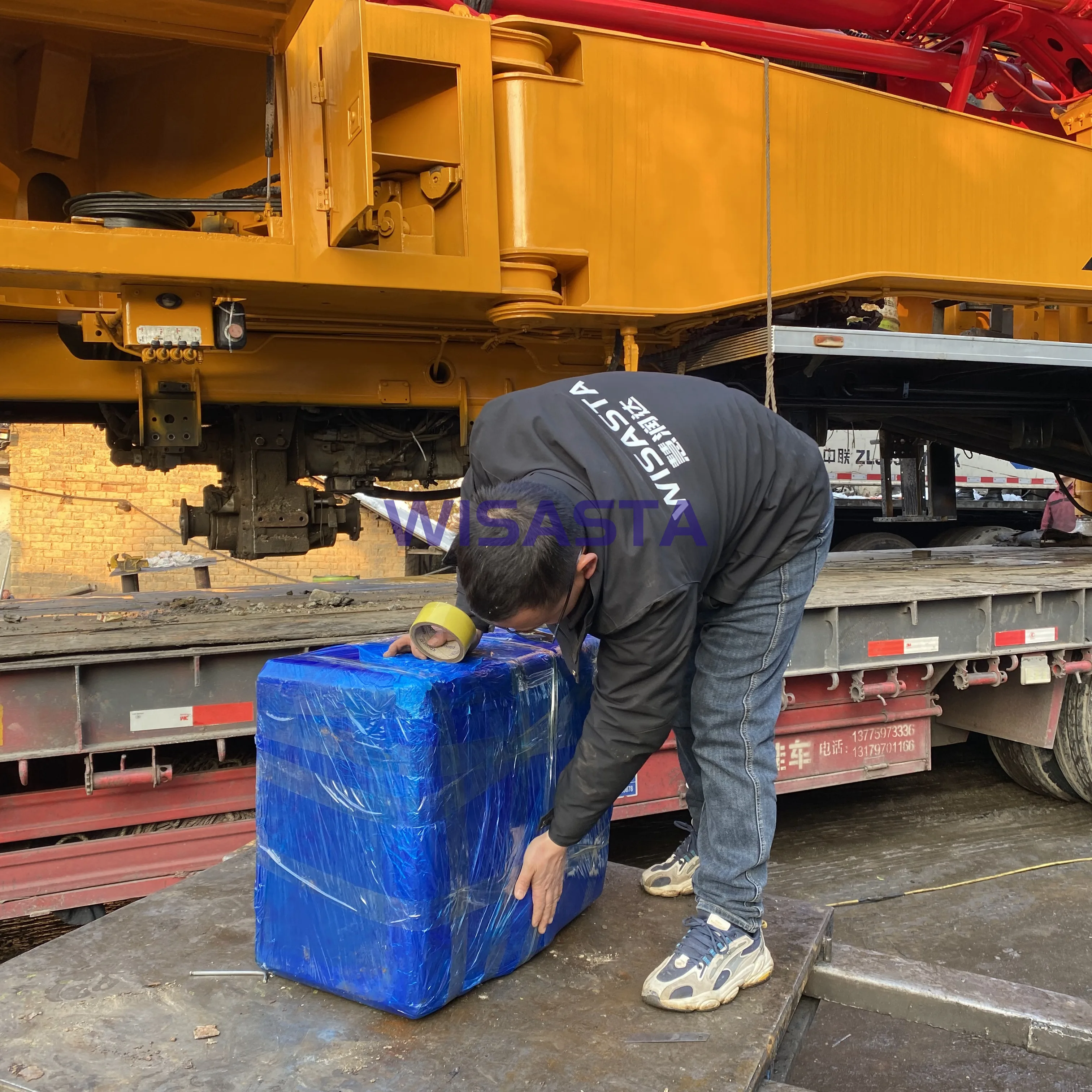 Selling without chassis separately Used SANY SY5313THB 46M boom concrete pumping machinery for Mounted truck pump in Turkey