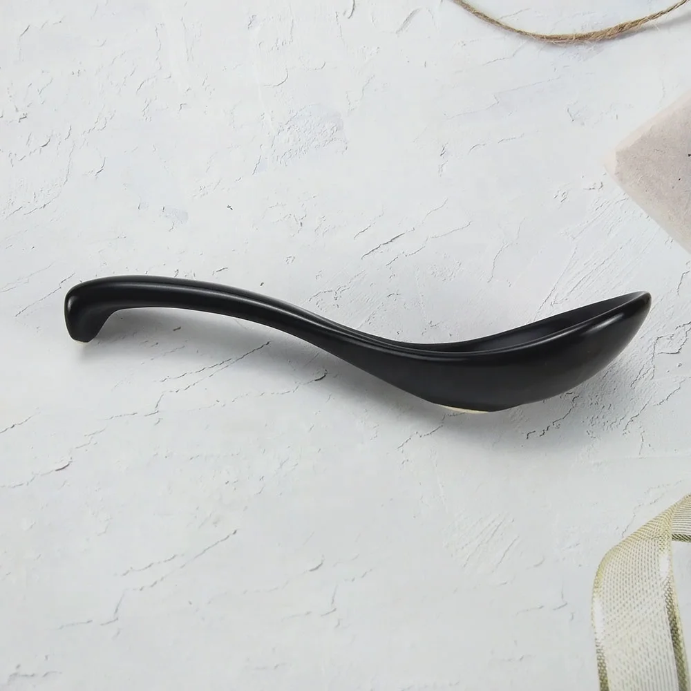 Udon Black Japanese 8 Inch Soup Bowl Ceramic Ramen Bowl Set With Spoon