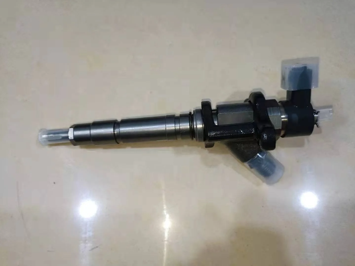 0445120072 New Fuel Injector 0445120072 Common Rail 4m50 Engine Diesel Injector For Mitsubishi Fuso ME225416
