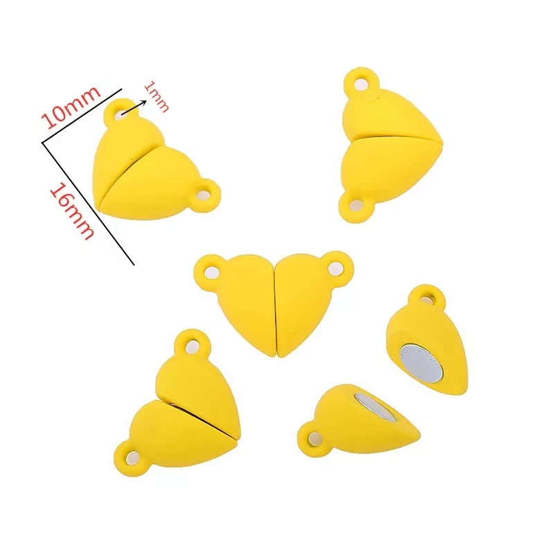 Stainless steel couple bracelet European and American creative heart-to-heart magnet couple bracelet