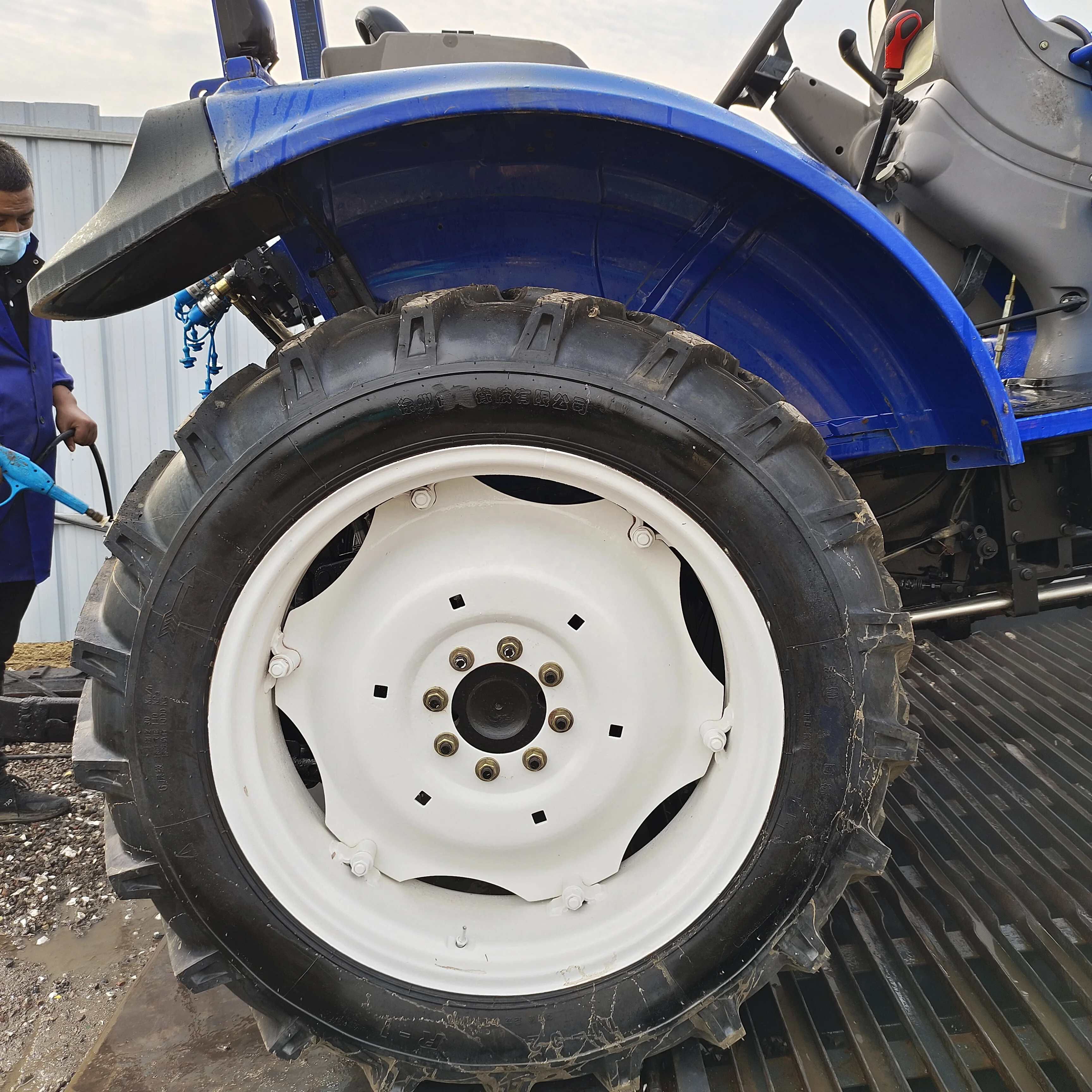 80HP Used Tractor Foton Lovol Agriculture Machinery Second-hand  Tractors