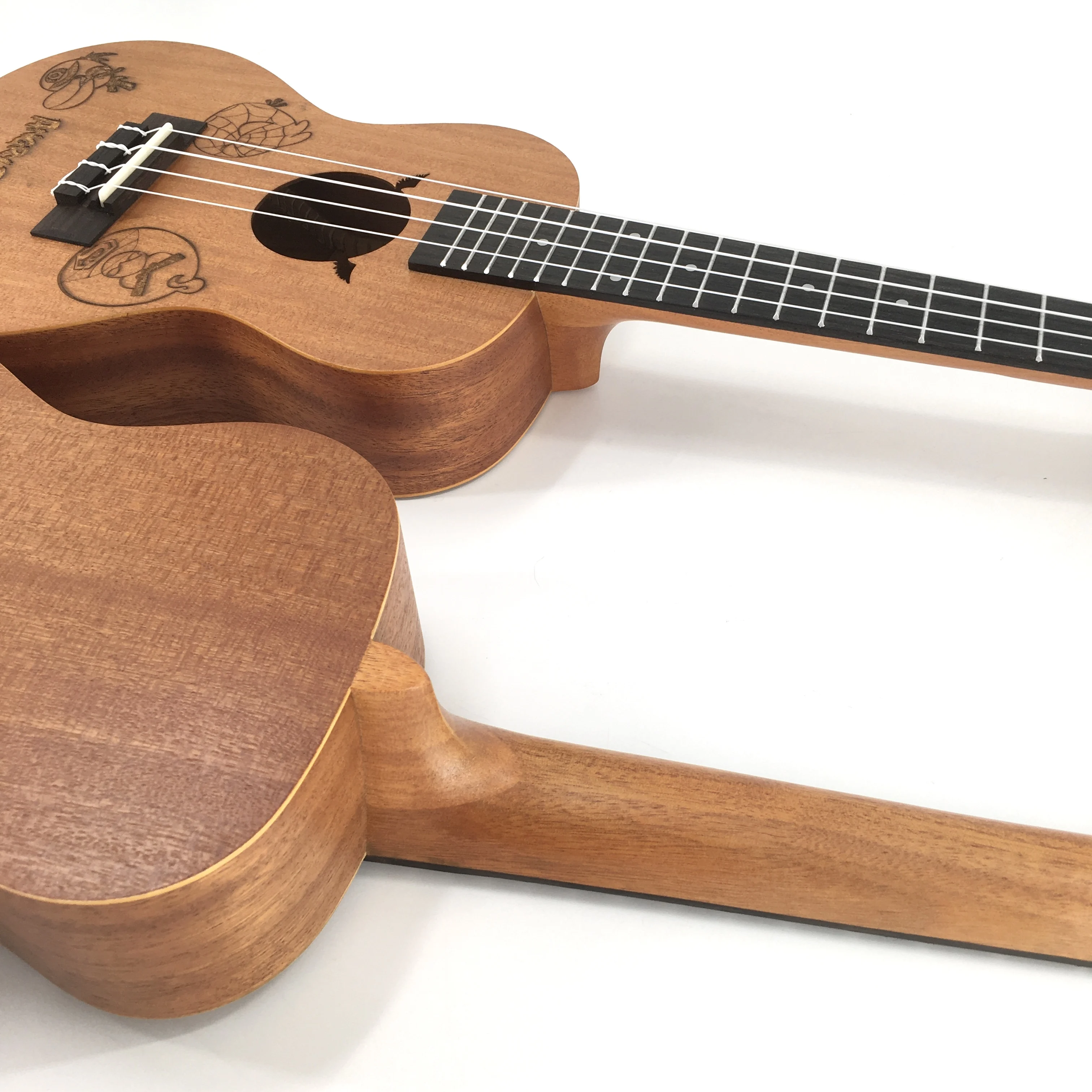 Оптовая Низкая цена индивидуальные 23 дюйма сопрано sapele красного дерева Гавайские