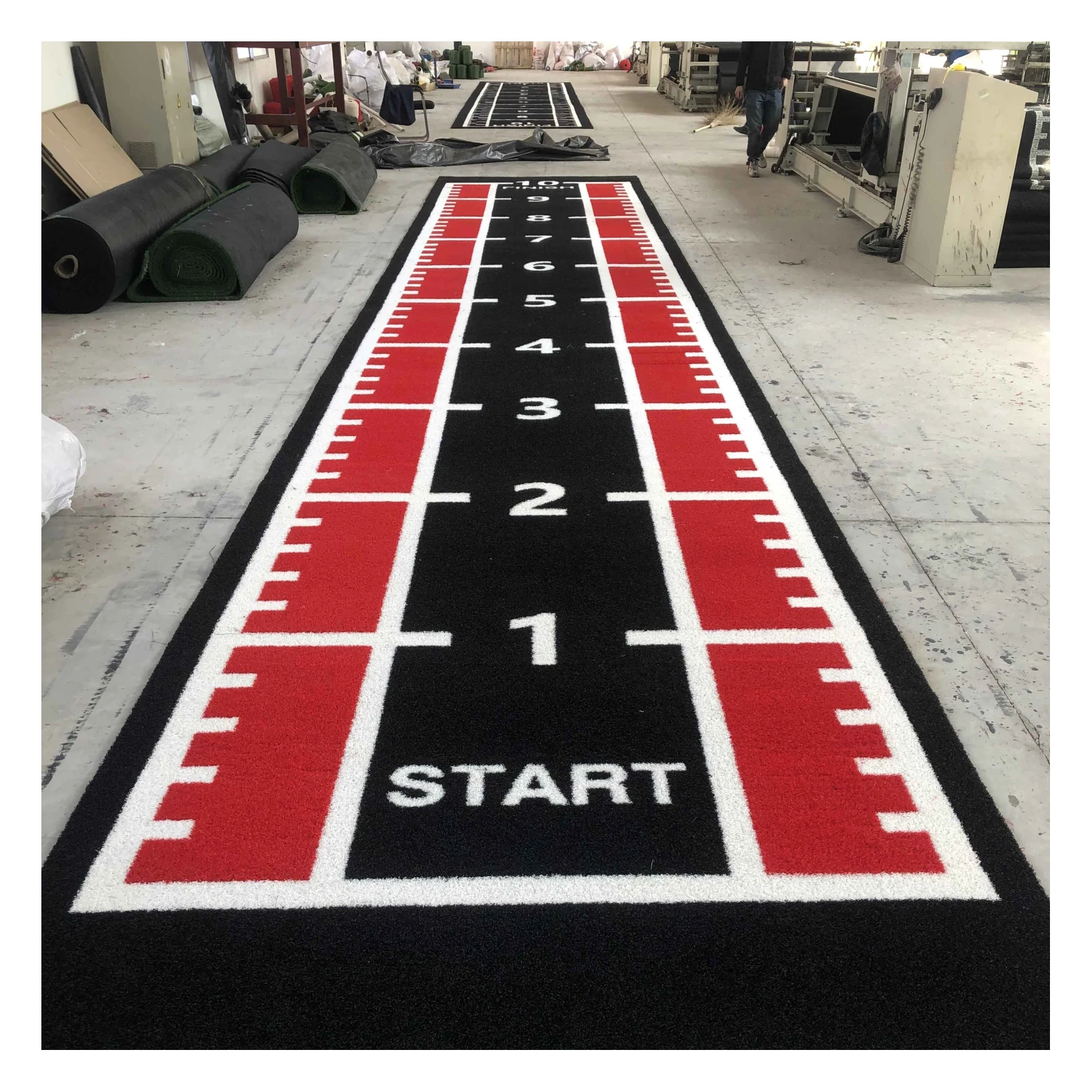 JS Customized Logo Indoor Golf Training Mat Marked Gym Sport Flooring Turf Black Artificial Grass for gym