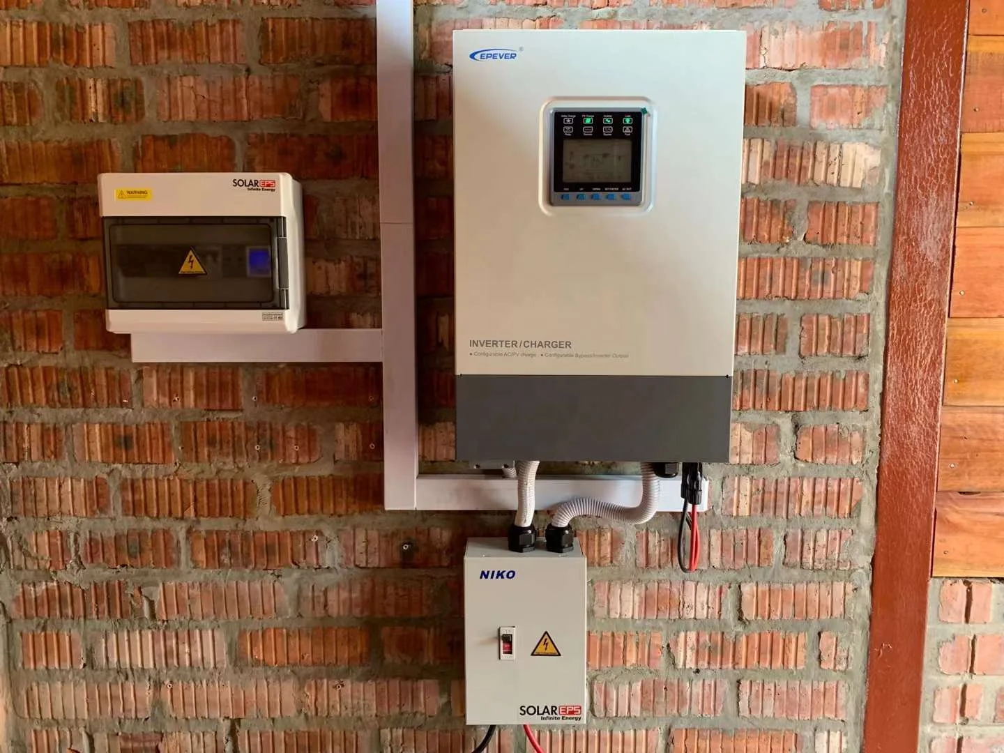 deye 12kw 3phase 380v hybrid solar inverter SUN-12K-SG04LP3-EU solar hybrid inverter
