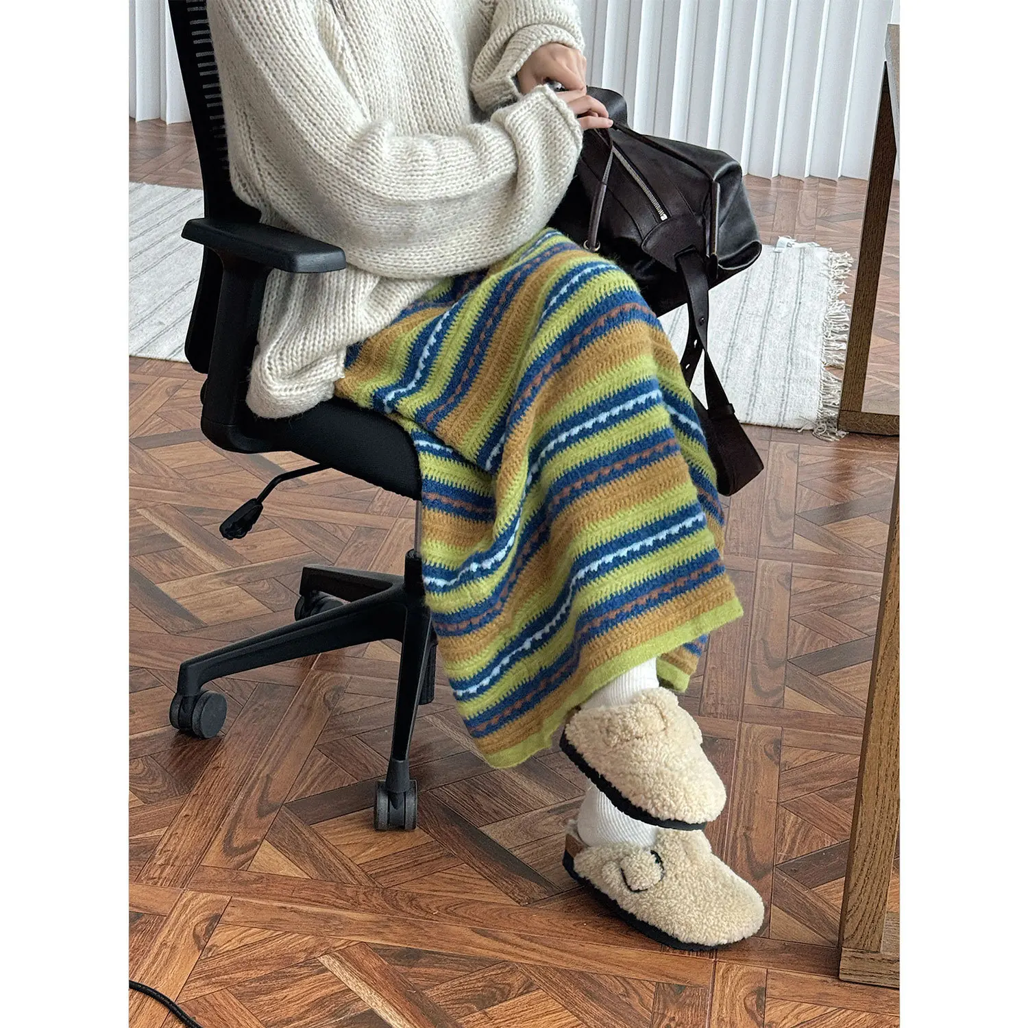 Autumn Winter Vintage A-Line Long Woolen Skirt Comfortable Warm  Retro Style Contrasting Stripes Empire Waistline knitted skirt