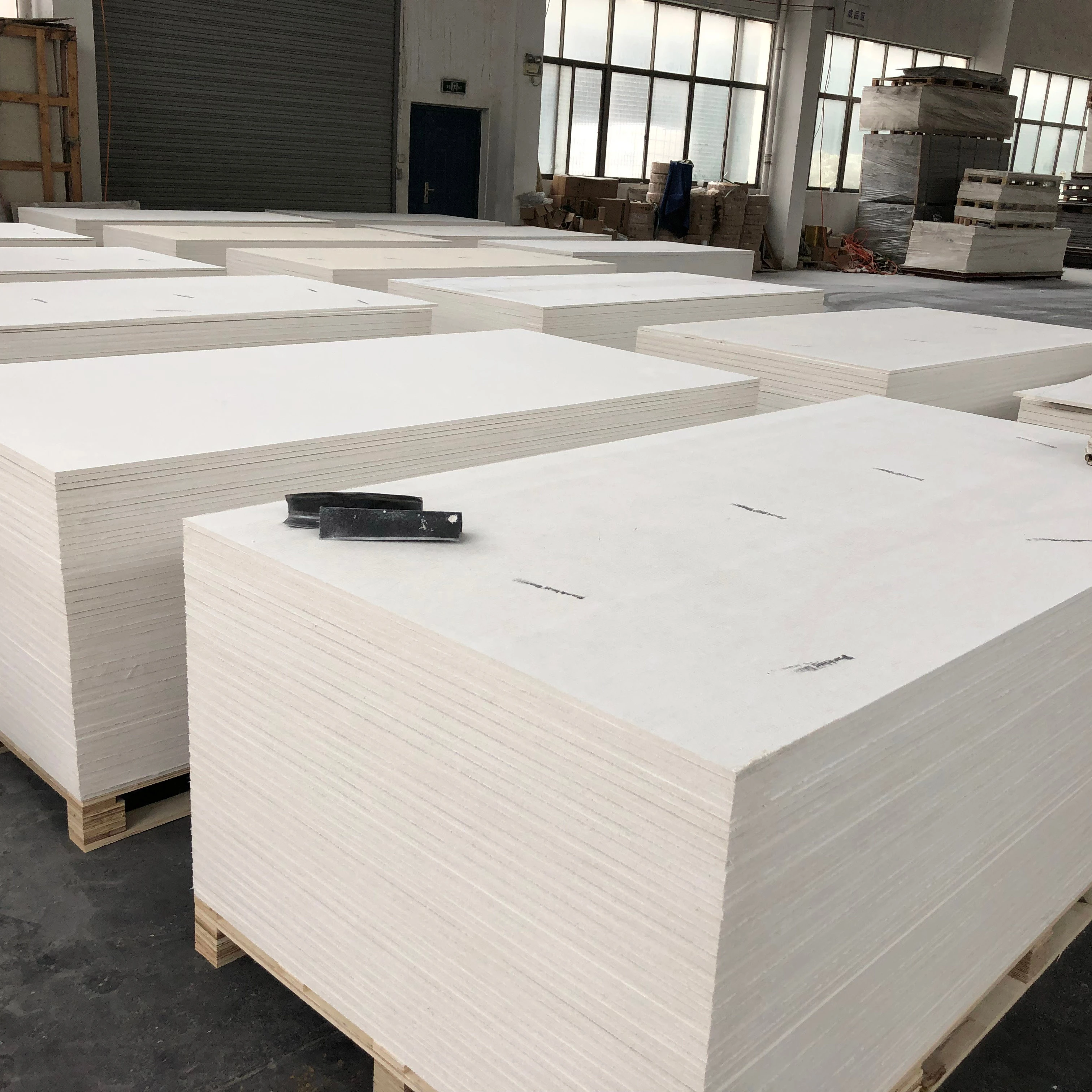 
Fireproof Ggo Magnesium Oxide Expanded Perlite Backer Board 