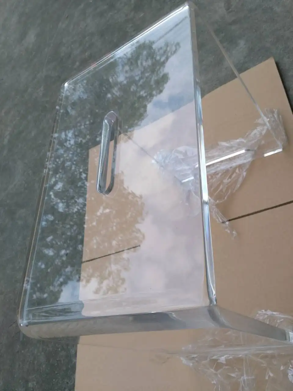 Factory Wholesale Transparent Free Standing Acrylic Seat Stool Chair Bench For Bathroom Fitting Room