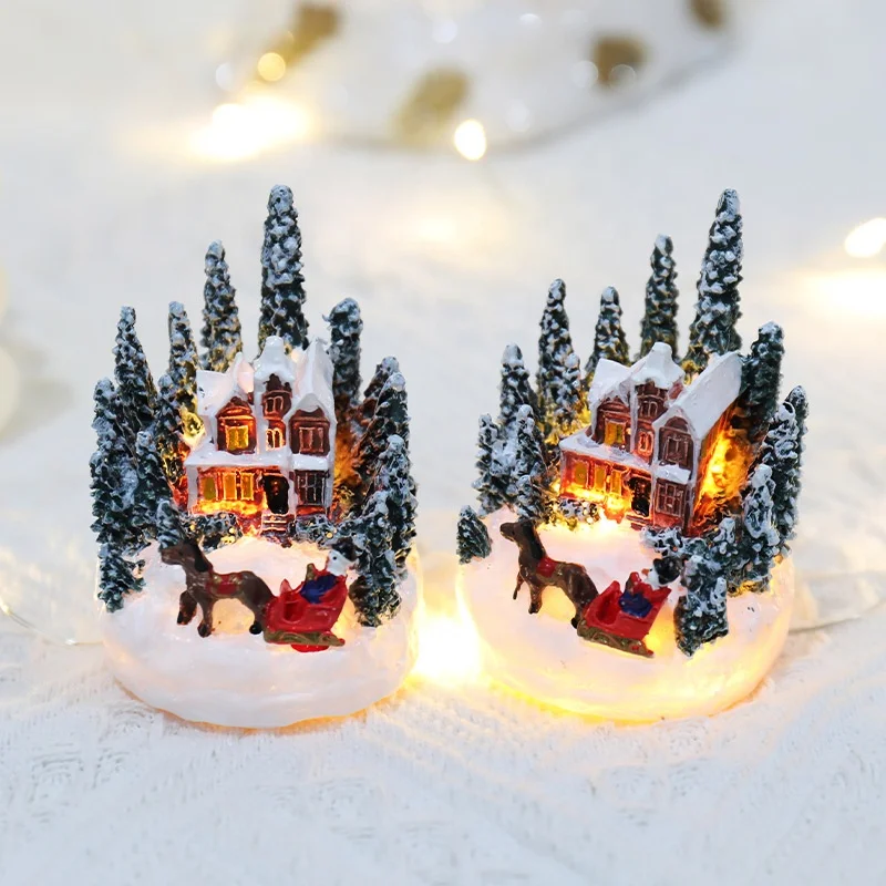 Kanlong LED Christmas decorations Resin house Light up Christmas micro-landscape  small house for christmas decor