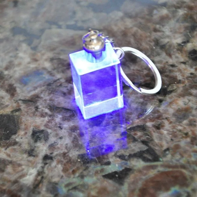 MH-Y0001 Personalized LED light Crystal Keychain keyring