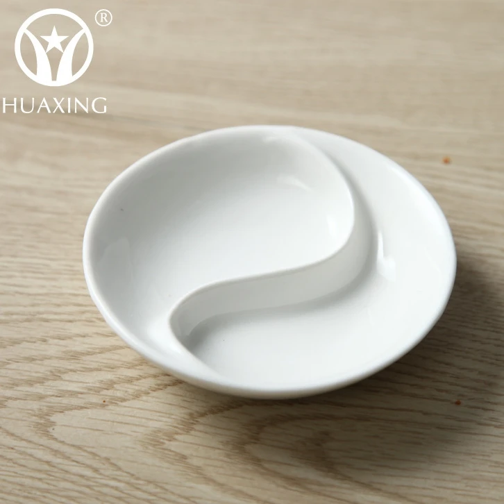 Seasoning dish ceramic pure white soy sauce dish creative Japanese household soy sauce and vinegar dish hot pot Japanese and Kor