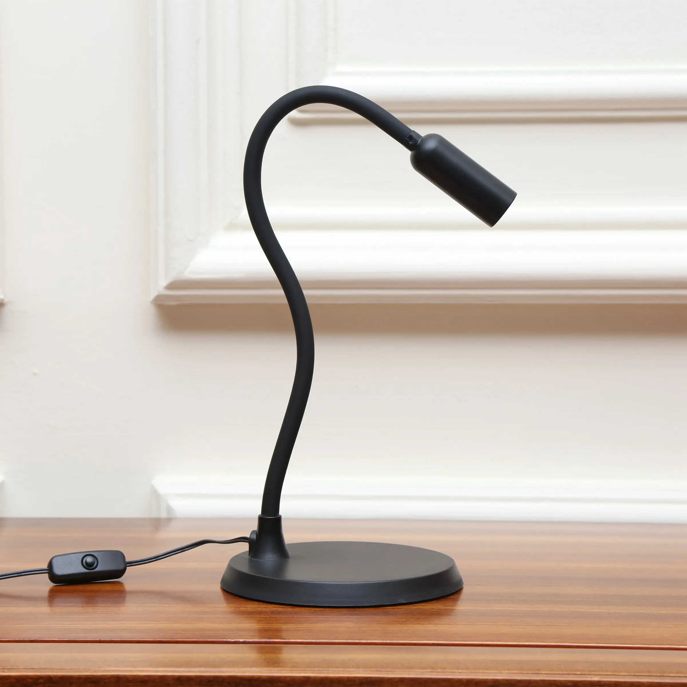 Drop Shipping Energy Saving Portable Dimmable Bed Light Foldable Hose Button Control Led Desk Lamp Side Table Lamp