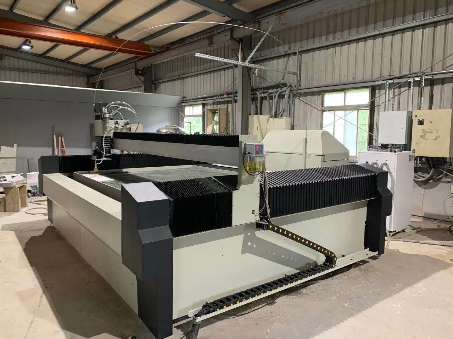 CNC waterjet cutting machine for stone cutting and  metal cutting waterjet