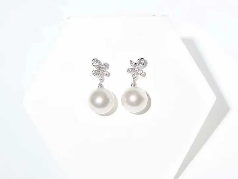 18k gold micro-set natural freshwater pearl and diamond earrings Jingzhanyi Jewelry Factory Manufacturing Pearl earrings custom