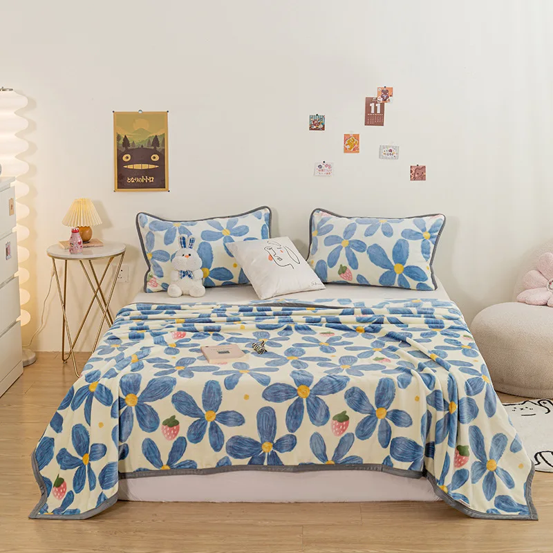 Wholesale Cheap Solid Color Double-sided  Microfiber Throw Fleece Sofa Bed Blanket