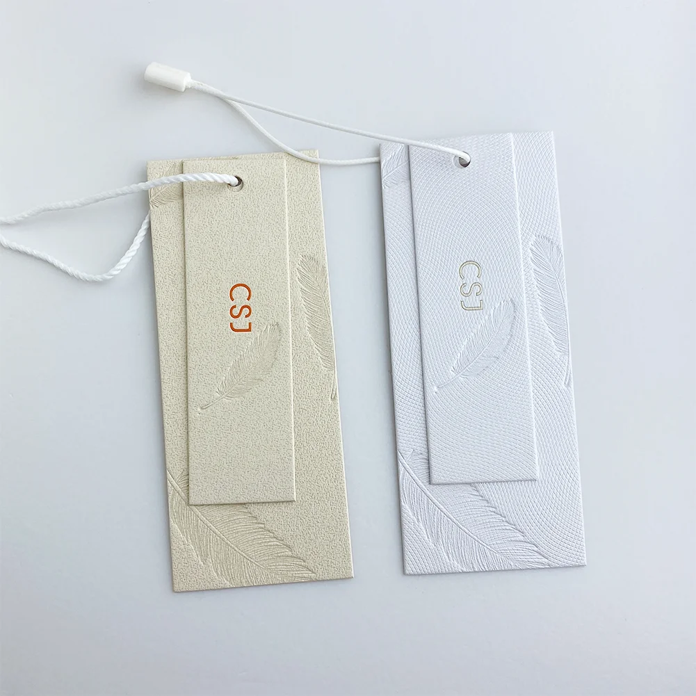 Небольшой бумажный запасной пакет для одежды с логотипом на заказ