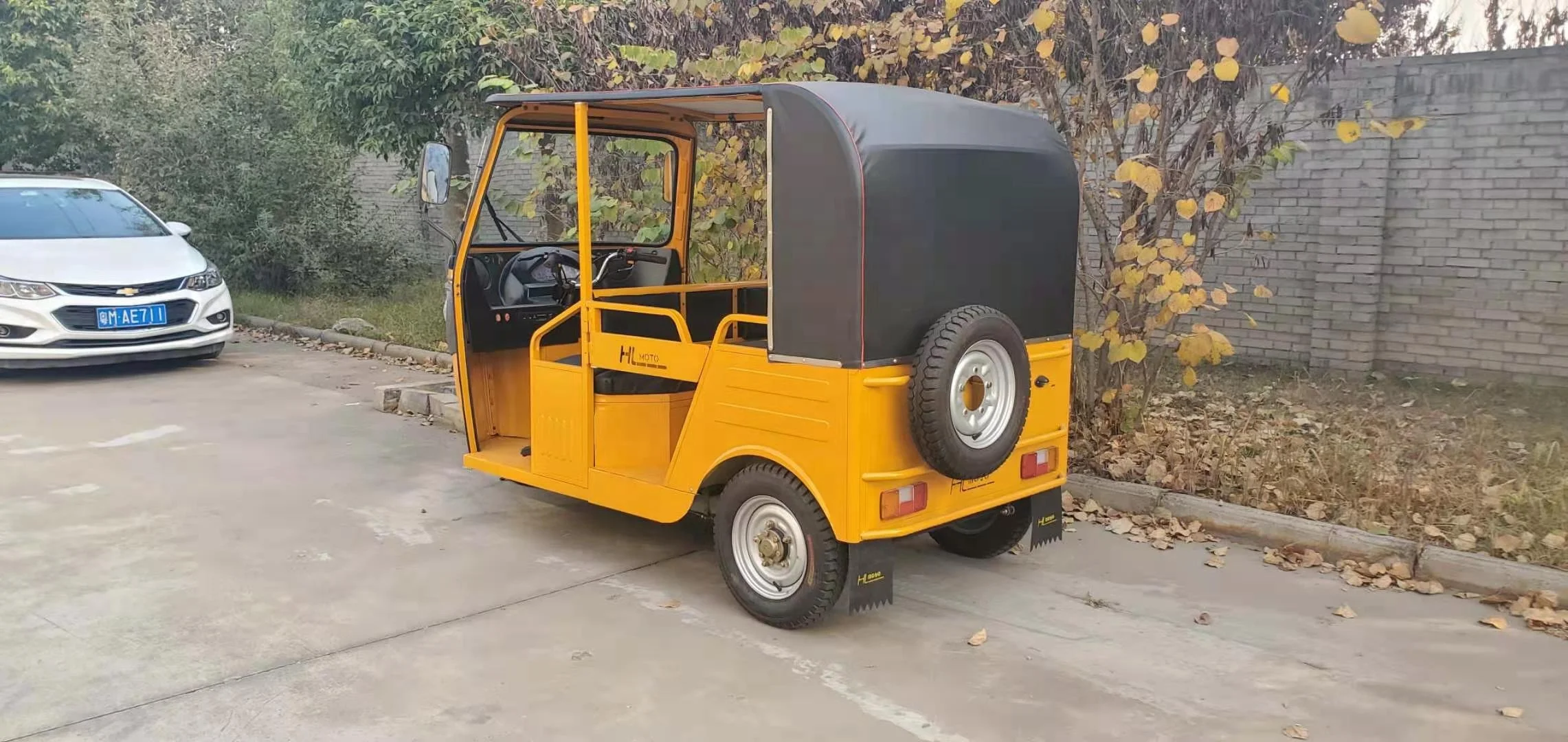 Hot selling approval environmental friendly electric tricycle for city cargo