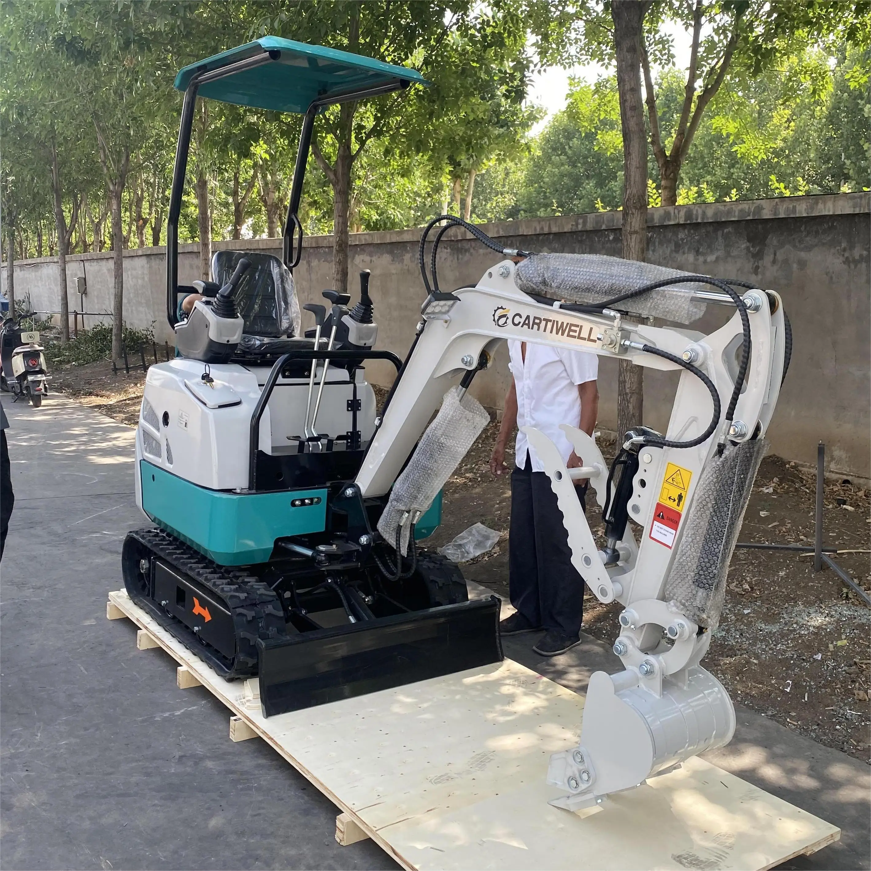 FREE SHIPPING EPA Excavators Mini Digger 1 Ton Mini Pelle Kubota Minibagger Crawler Farm Mini Excavator Prices