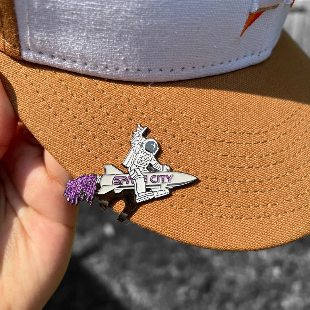 Wholesale Charms Enamel Baseball Clip Para Sombrero Cap Hat Brim Clip Custom Logo Hat Clip