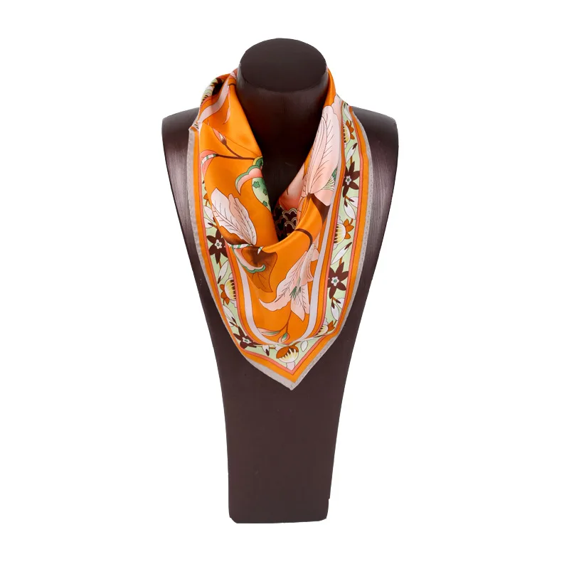 Wholesale Custom Fashion Printed Design 100% Silk 52x52cm Pocket Pure Print Square Neck Scarf Silk