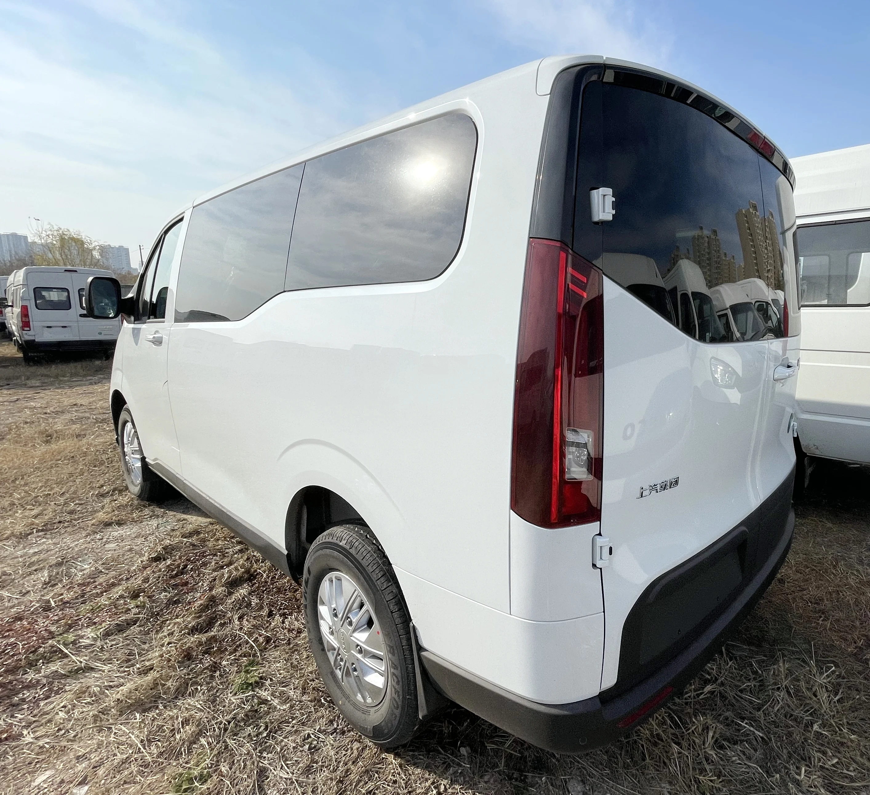 IVECO FIDATO 5-Door 5-Seat Van Truck FWD New and Used Good Condition MPV for IVECO Mini Bus