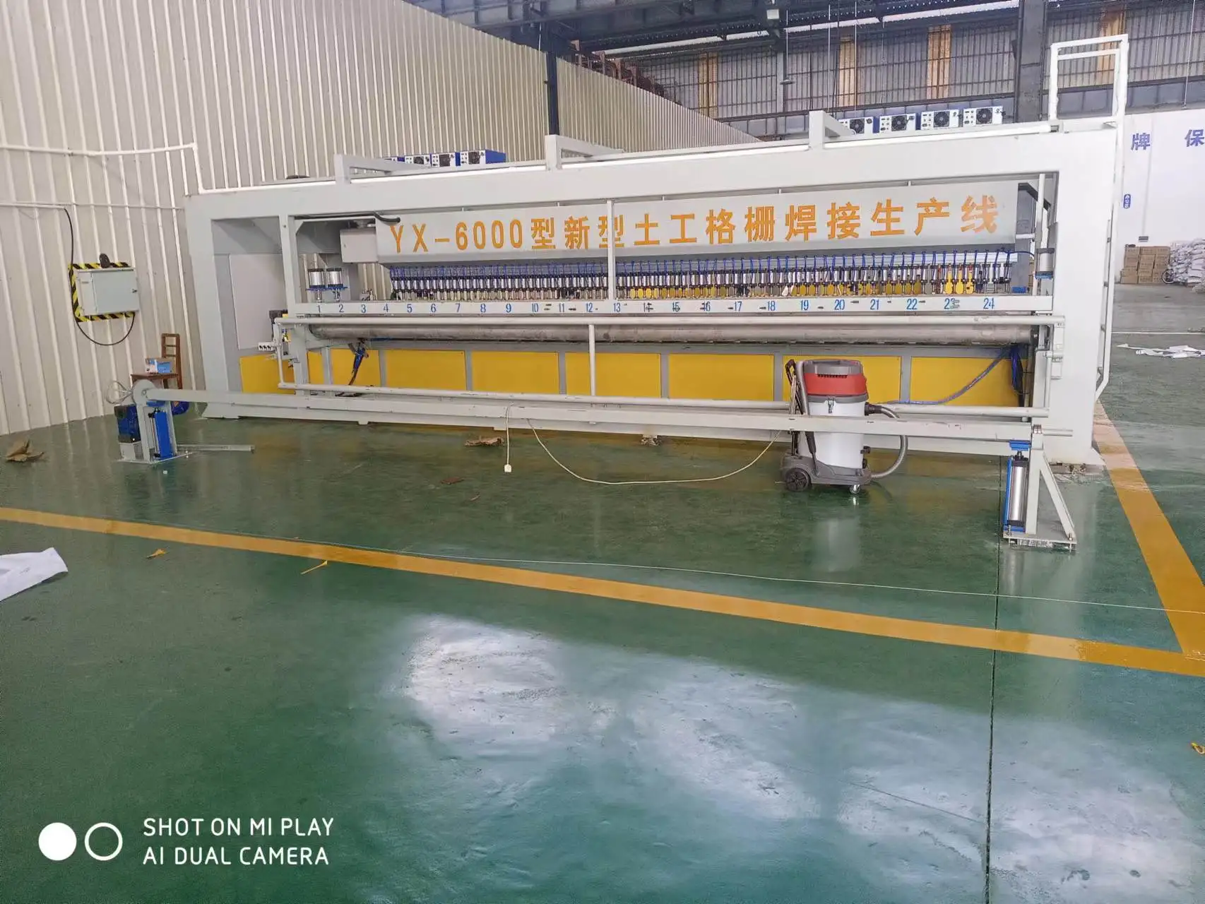 Warp knitted PET geogrid welding machine steel plastic geogrid PP geogrid ultrasonic welding production line