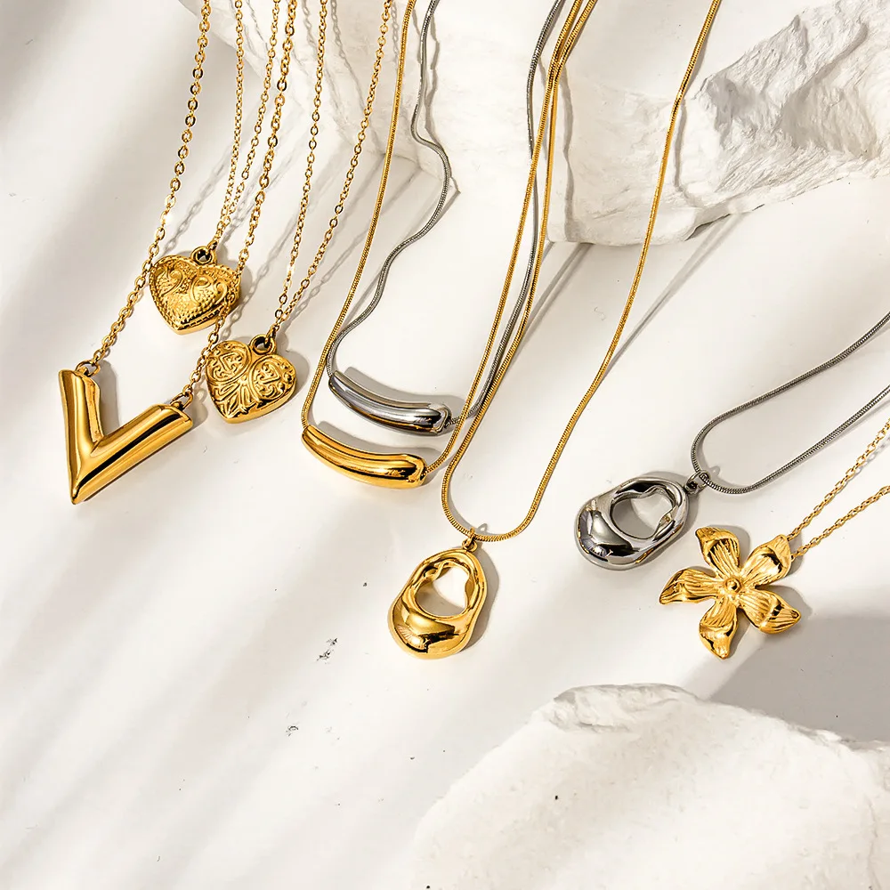 2024 New 18k Stainless Steel Necklace Delicate Heart V Shaped Flower Cross Pattern Pendant Multi-Strand 18k Gold Plated Pearl