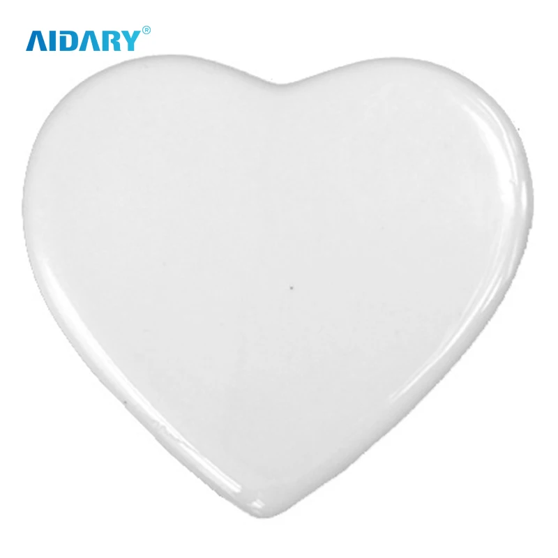 High Quality Hot Selling Heart-shaped Ceramic Decorative Tiles Heart-shaped Porcelain Piece Sublimation Ornament Blank Porcelain