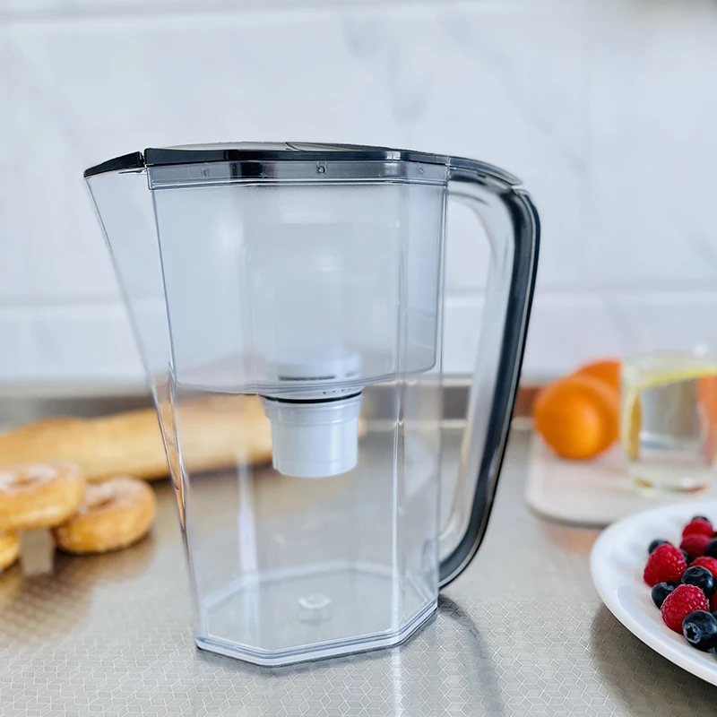 BPA free plastic water filter jug 3 L water filter jug alkaline mineral water filter bottle