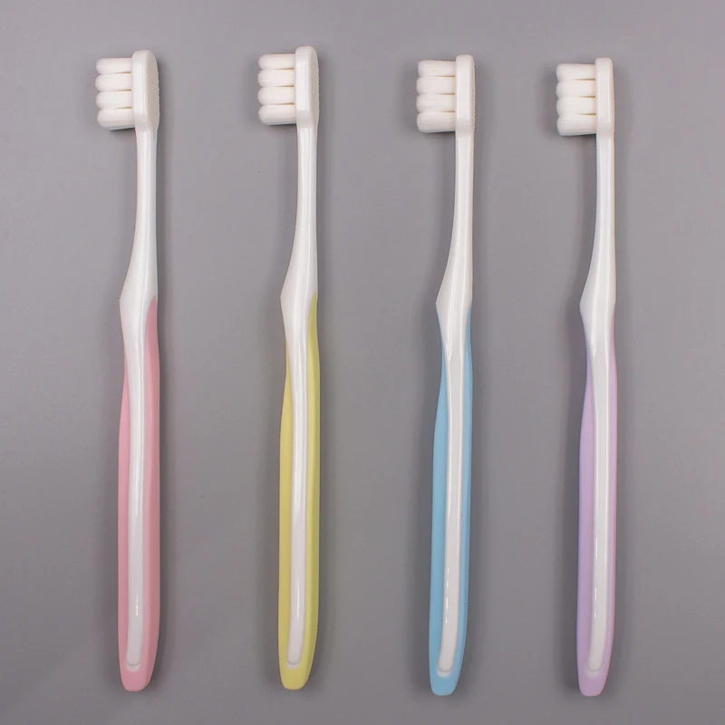 2024 Hot Selling Customized Practical Toothbrushes Clear Toothbrush Plastic Toothbrush with High Density Bristles