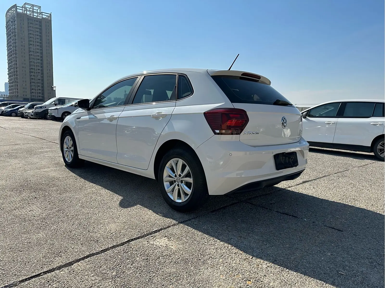 2019 Volks-wagen POLO PLUS 1.5L Hatchback Used Family Car Gearbox Aluminium Alloy Roof Rack Rear 0 KM Petrol Imported Sedan