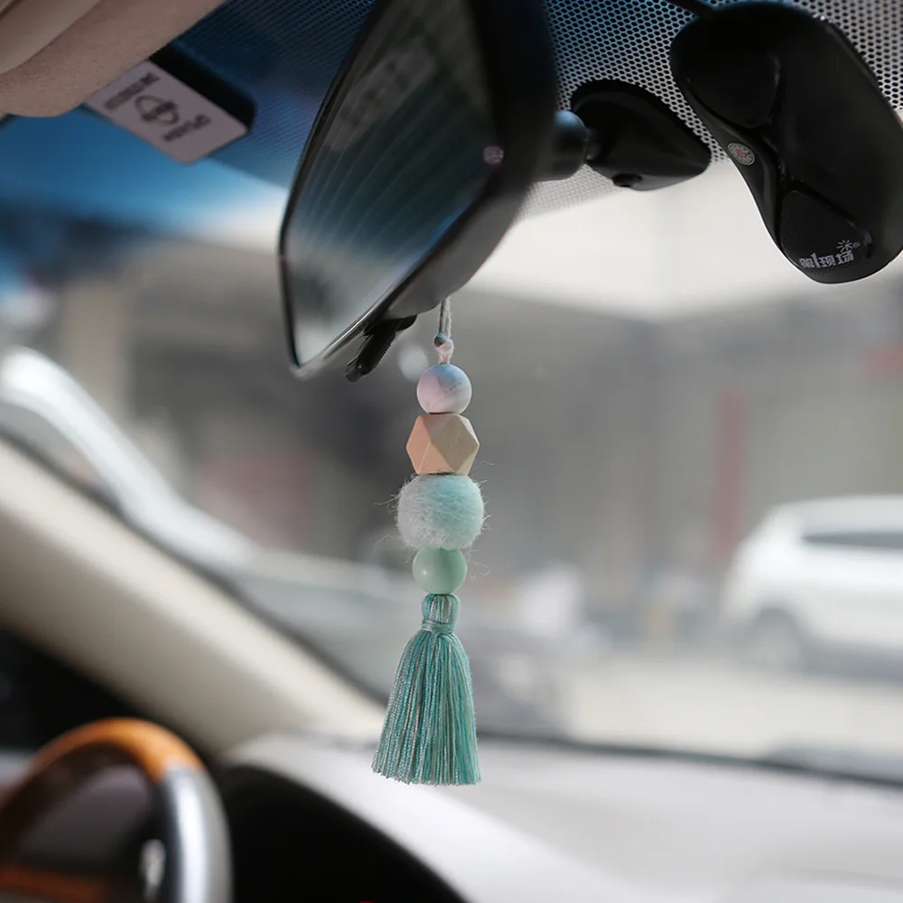 New Key Chain Bag Charm Beech Bead Felt Ball Cotton Tassel Car Pendants Essential Oil Diffuser Car Aromatherapy Hanging Pendants