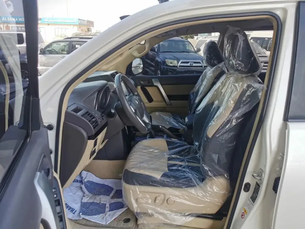 Хорошая производительность используется TOYOTA LANDCRUISER PRADO GXR 4WD внедорожник 4 0 л V6 бензиновый 2016 белый