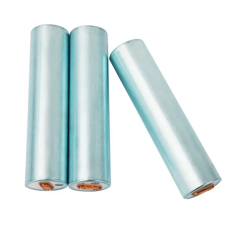deep cycle lithium ion batteries cells in stock 3.2V cylindrical lifepo4 battery cell