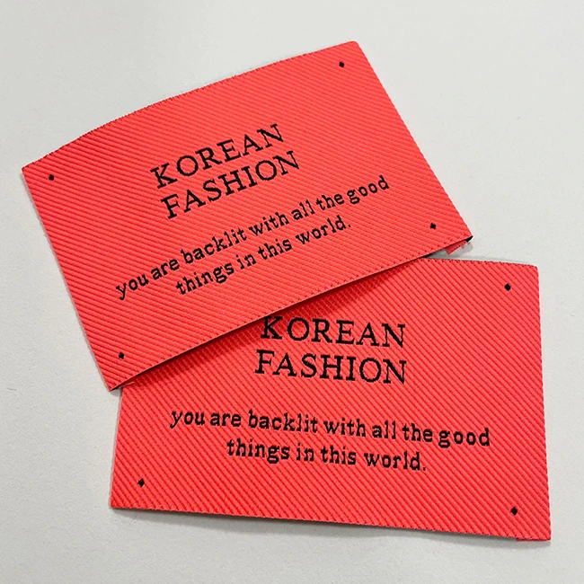 Custom Design Logo Satin/Cotton/Polyester Printed Woven Fabric Labels for Clothes/Hat/Bags/Shoes