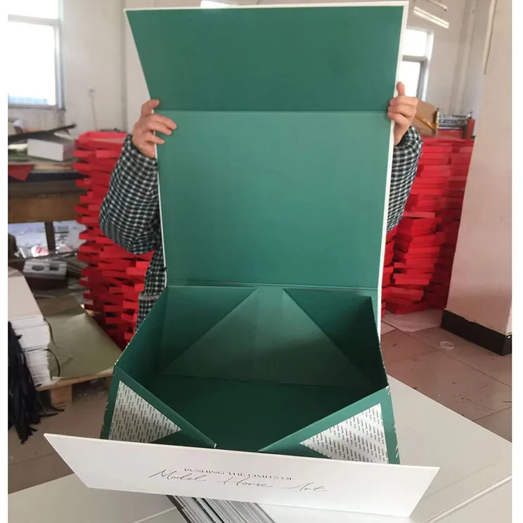 Large Folding Carton Luxury Shipping Magnetic Carton Tote Shoe Packaging