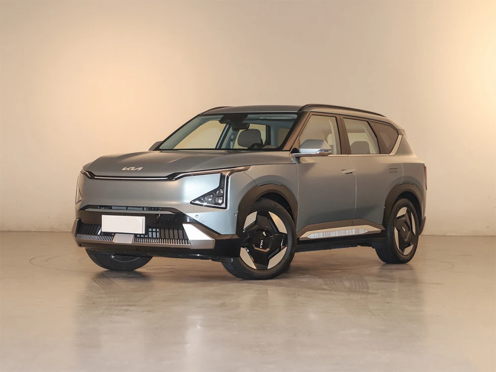 Buy China Hot New Energy Vehicles Kia EV5 5-Door 5-Seat SUV Long Range 720KM New China Electric Car In Pakistan For Sale